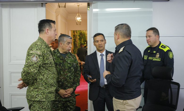 Consejo de paz y seguridad con autoridades del orden nacional. Foto/presidencia