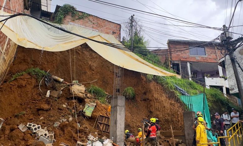 Emergencia en Barrios de Jesús, Comuna 9 de Medellín. Foto/ DAGRAN