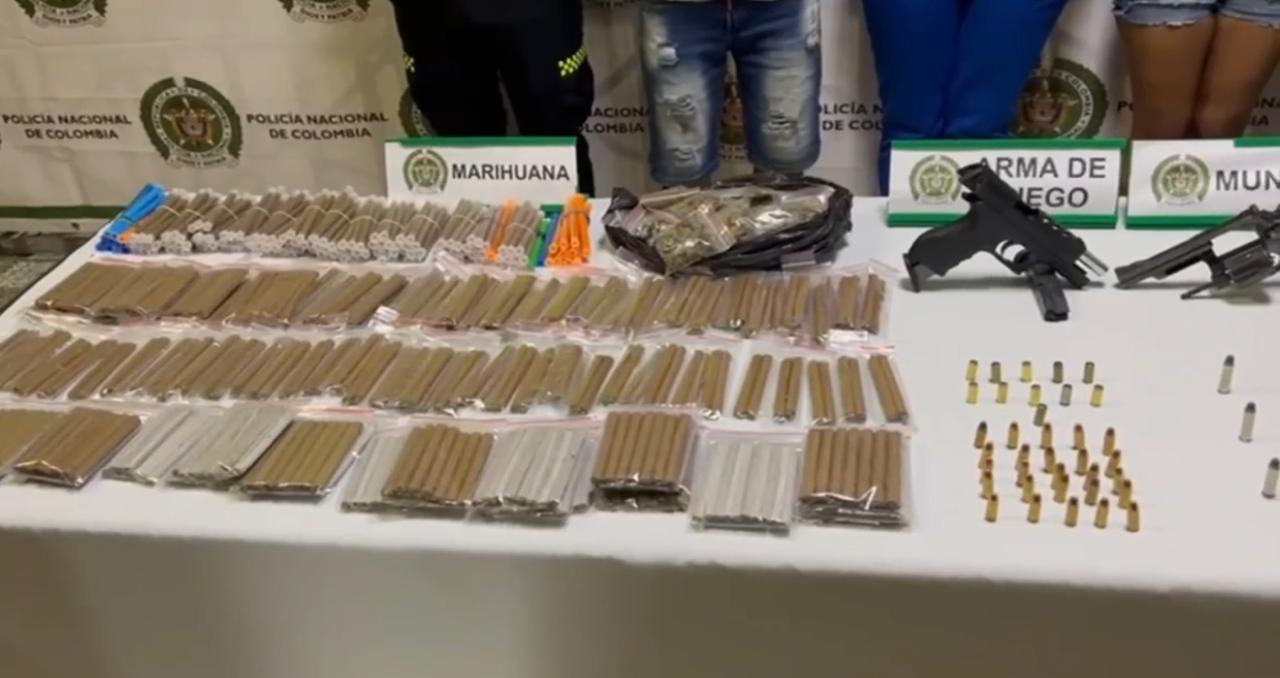 Capturados en el Barrio Antioquia. Foto/ Policía Metropolitana del Valle de Aburrá