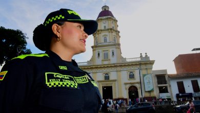 Capitán Kelly Lucía Teherán / Comandante Estación de Policía de Caldas. FOTO/Policía MEVAL