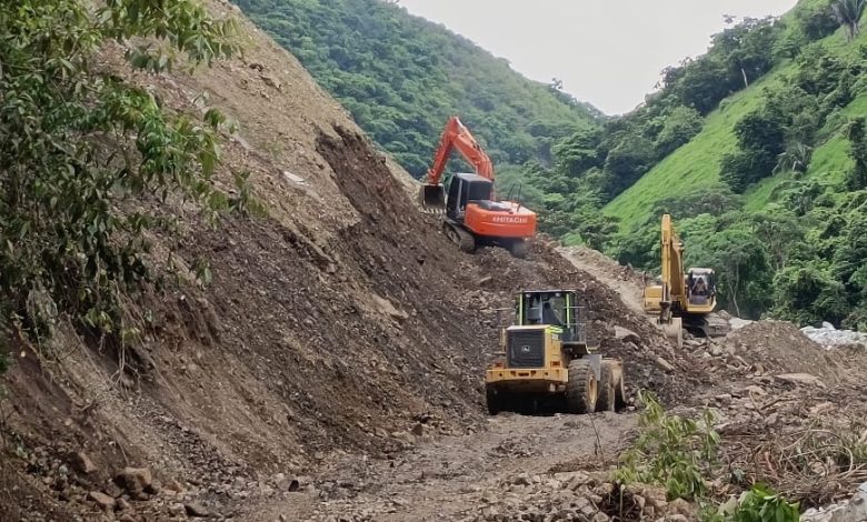 Vía Medellín-Quibdó afectada por movimiento en masa. Foto/Invias