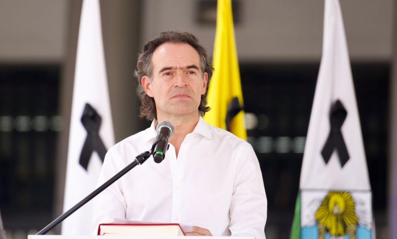 El alcalde de Medellín Federico Gutiérrez se posiciona como el líder político con mejor imagen del país