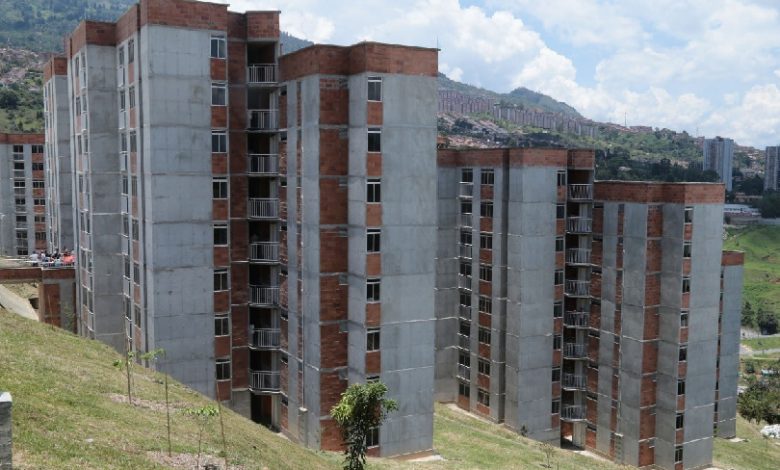 Falla eléctrica tiene sin agua a los habitantes de Robledo. Foto/ Personería de Medellín
