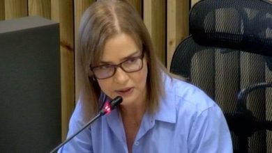 Por presunto detrimento patrimonial de cerda de $4.000 millones formulan cargos contra rectora de la I.U de Envigado. Foto/captura de pantalla