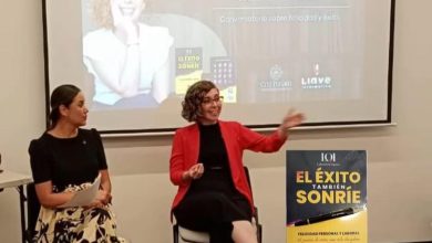 Lanzamiento del libro "El éxito también sonríe"