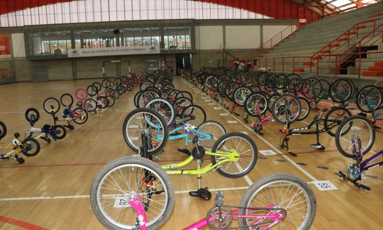 La Estrella inició su campaña "Recicleta 2025"