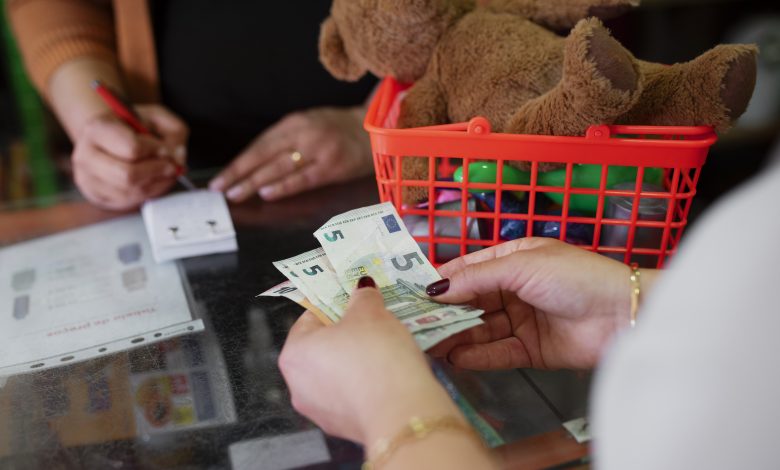 Más de 200.00 personas atrapadas en los "gota a gota" en Colombia