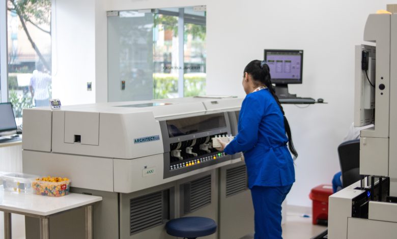 Son 77 años llevando salud preventiva a los sectores vulnerables. Foto/ Laboratorio