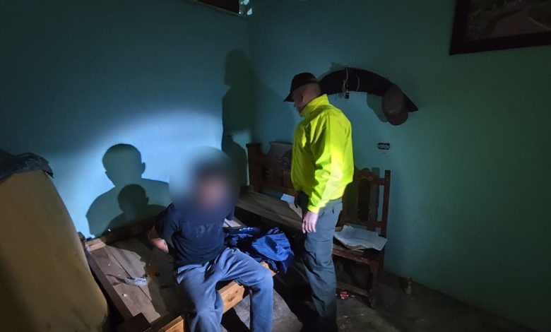 Seis personas fueron capturadas. Foto/ Policía