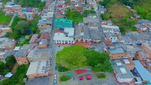 Una menor y un hombre fueron asesinados, una mujer quedó herida. Foto/ Antioquia Crítica