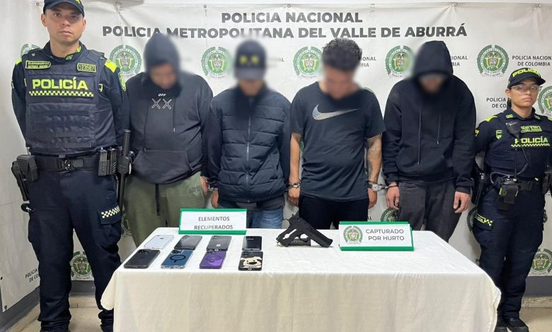 Autoridades recuperaron celulares robados. FOTO: Policía