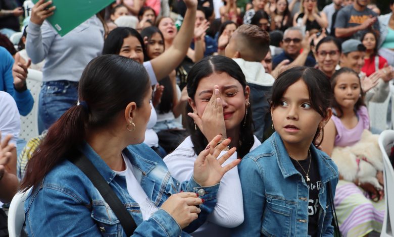 Sería Sorteo, pero fue entrega directa. Foto/ Alcaldía