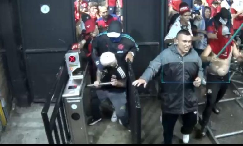 En videos quedaron registrados los movimientos responsables de los daños.