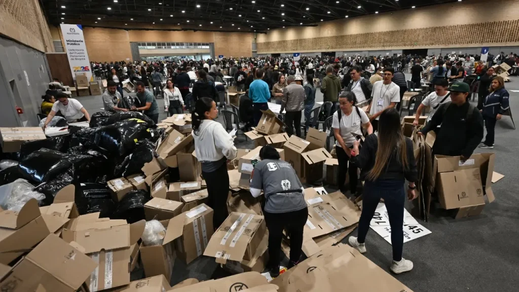 Alertan por robo de computadores de escrutinios en Bogotá. FOTO/ Cortesía