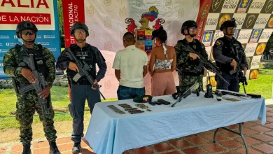 Dos capturados en combates. Foto/ Ejército