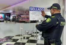 Cierran dos locales en Puerta del Norte durante operativo de control en Bello