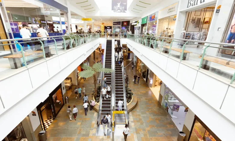 Parque Comercial El Tesoro