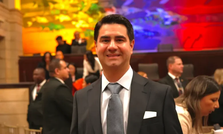 Simón Molina-Representante a la Cámara