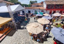 Feria de las Flores en el Pueblito Paisa.