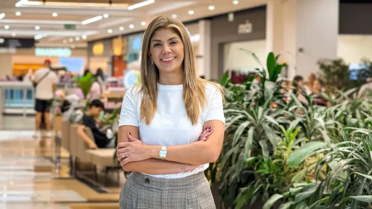 expresa Leonor Márquez Arcila, nueva gerente del Centro Comercial San Nicolás