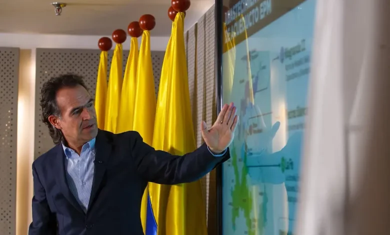 El alcalde anunció que los cortes incian este martes. Foto/Epm