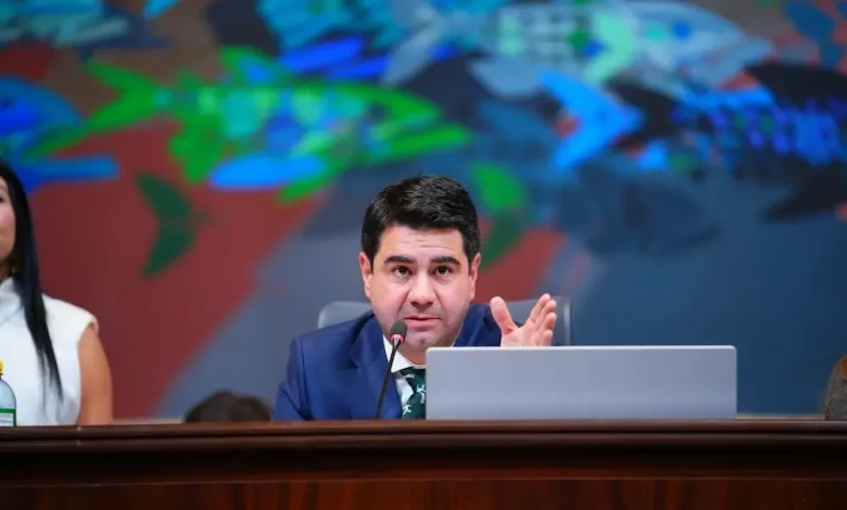 Representante a la Cámara Simón Molina